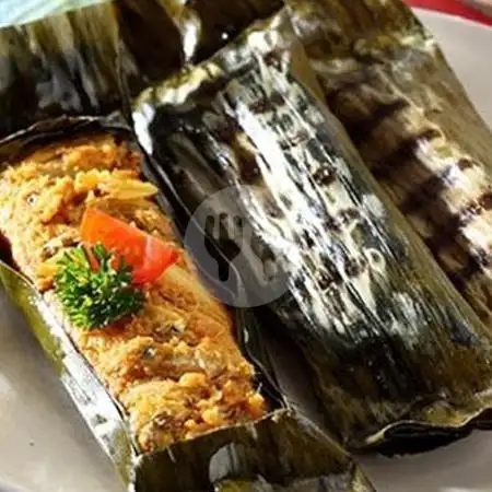 Gambar Makanan Lesehan Yani - Ikan Bakar Bumbu Bali 18