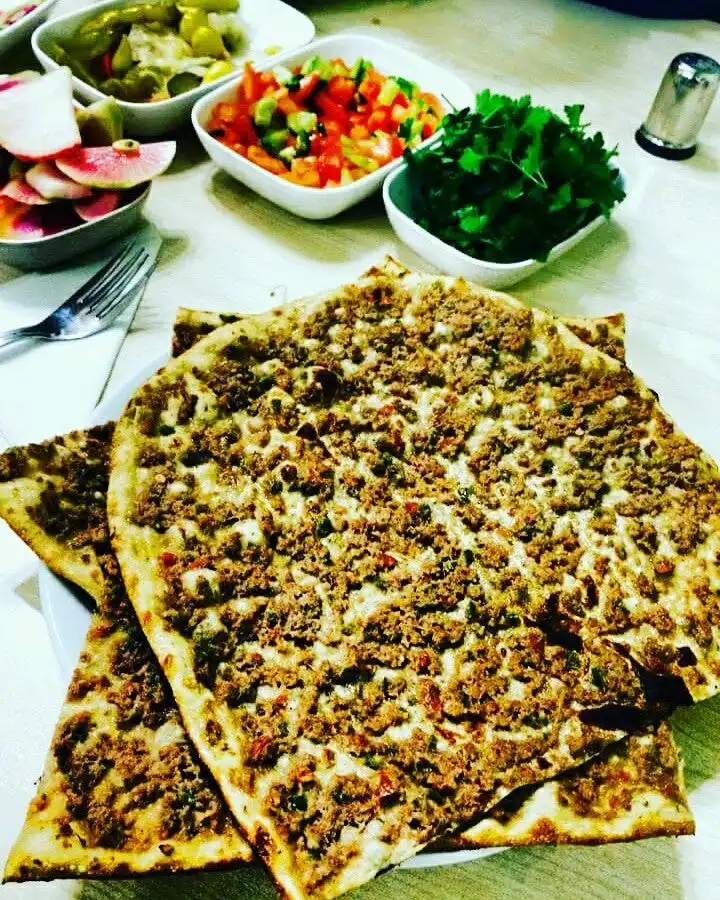 HAZZAN -  ETLİEKMEK