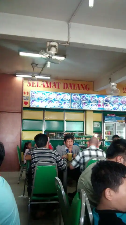 Gambar Makanan Yong Kee Istimewa Soup Seafood 5