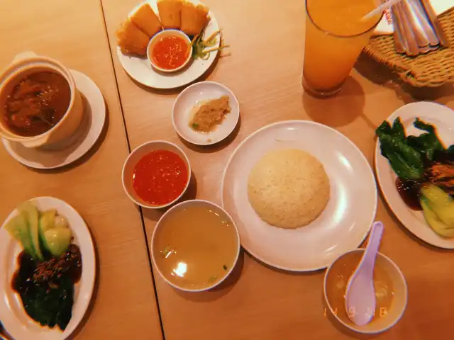 The Chicken Rice Shop Food Photo 11