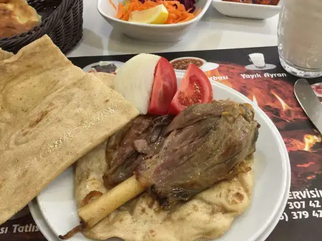 Tatlı Konyalılar Etli Ekmek Ve Fırın Kebap'nin yemek ve ambiyans fotoğrafları 45