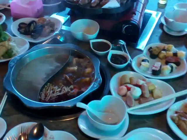 OIC Cafe & BBQ Steamboat Food Photo 2