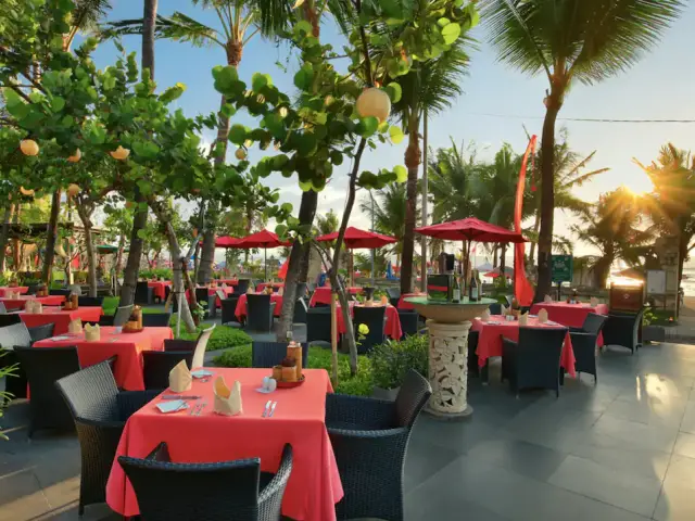 Gambar Makanan Ocean Terrace Restaurant - Legian Beach Hotel 2