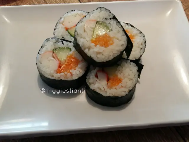 Gambar Makanan Sushi Den 14