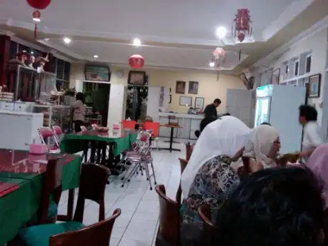 Gambar Makanan Tanjung Restaurant 11