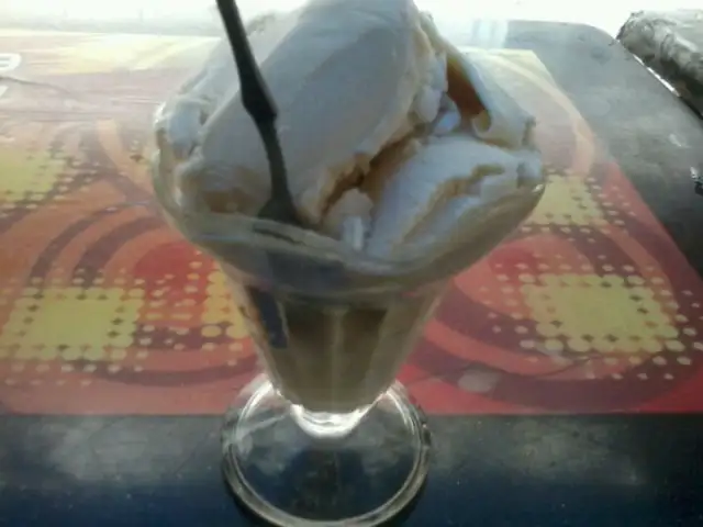 Gambar Makanan Sate Bata + Ice Cream Soda 16