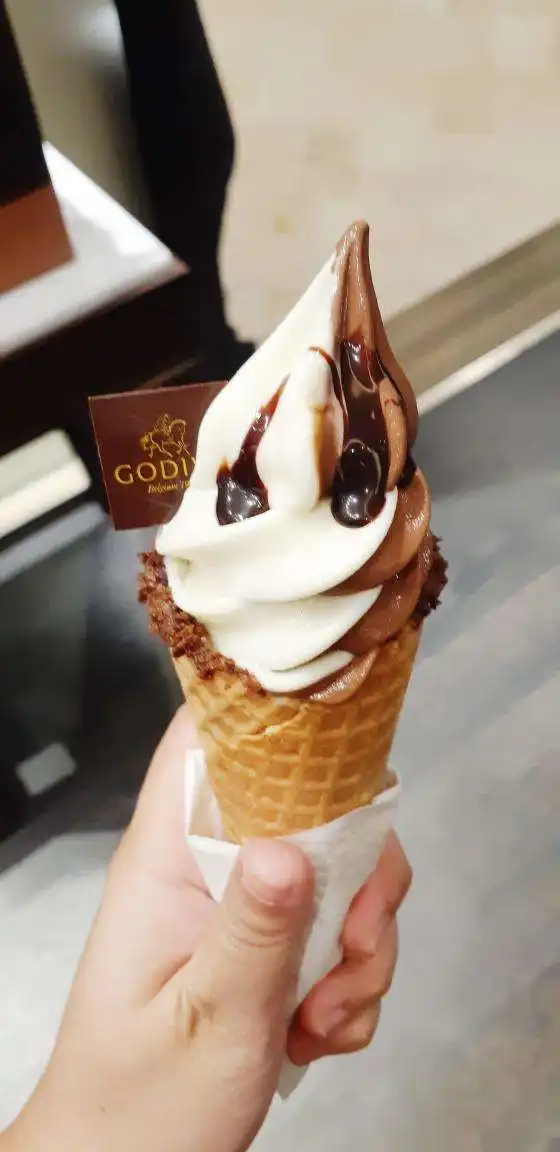 Godiva Food Photo 17