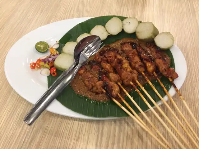 Gambar Makanan Cabe Merah Restaurant 3