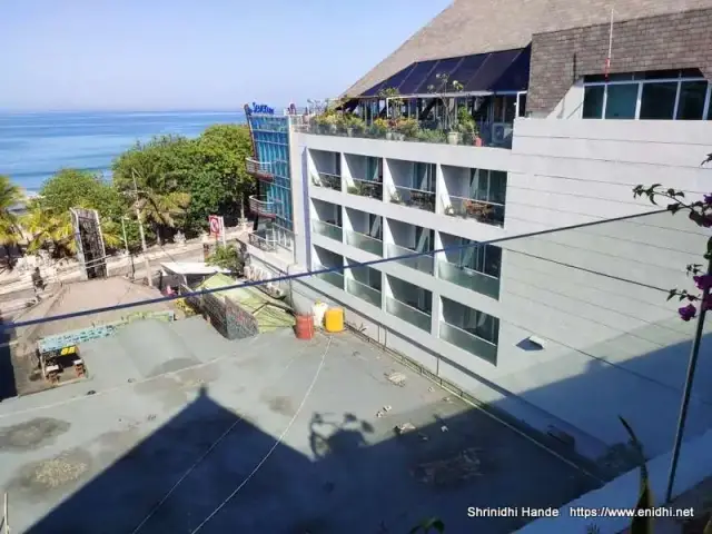 Gambar Makanan Surf Pool Bar - The Kuta Beach Heritage 1