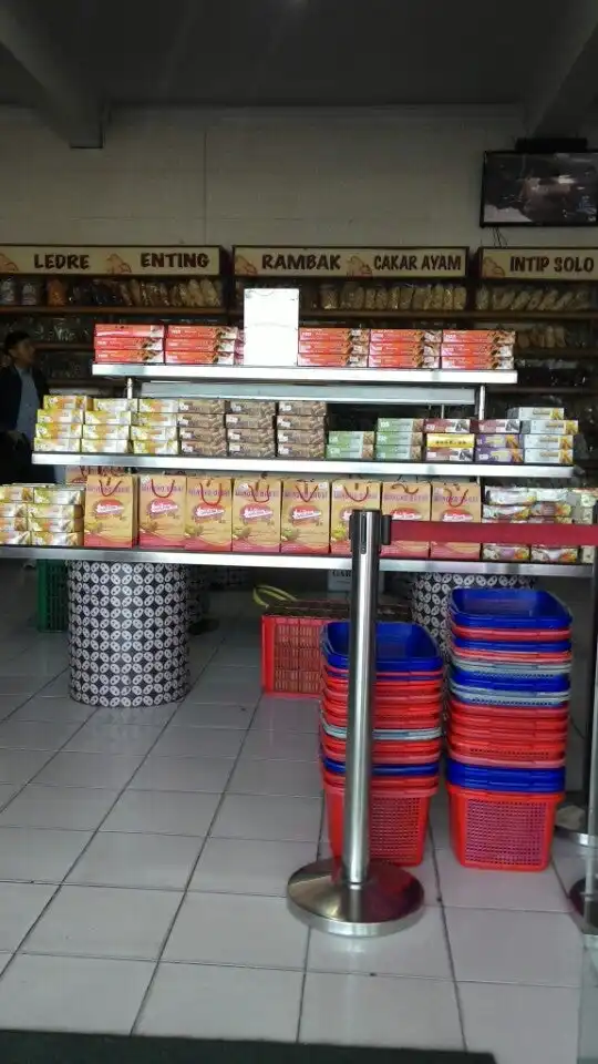 Gambar Makanan Bakpia Kencana 8