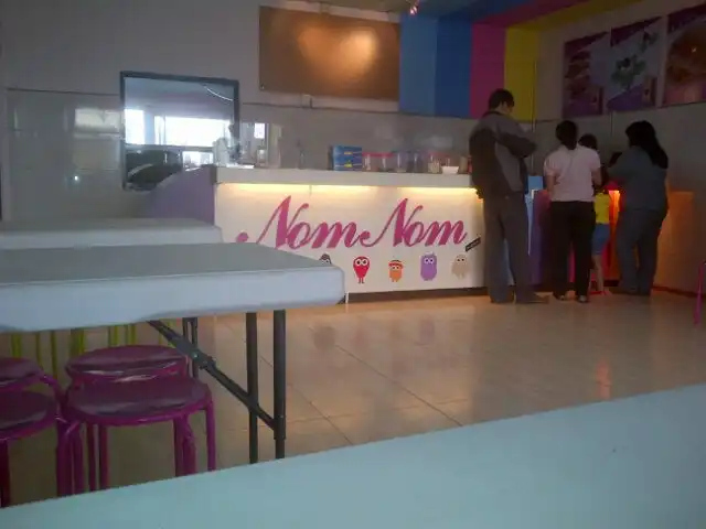 Gambar Makanan Nom Nom Ice Cream Cafe 14