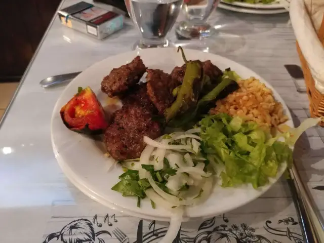 Bitez Köftecisi'nin yemek ve ambiyans fotoğrafları 23