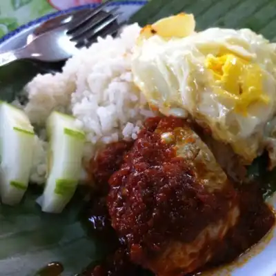 Nasi Lemak Kak Yah