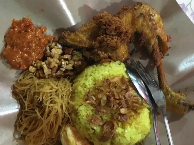 Gambar Makanan Tenda Suan's 3