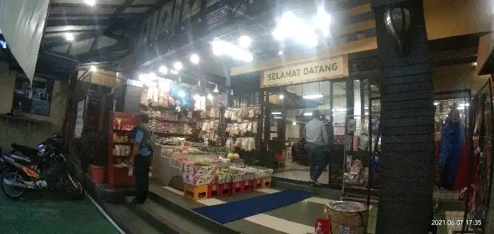 Gambar Makanan Warung Nasi AMPERA 8