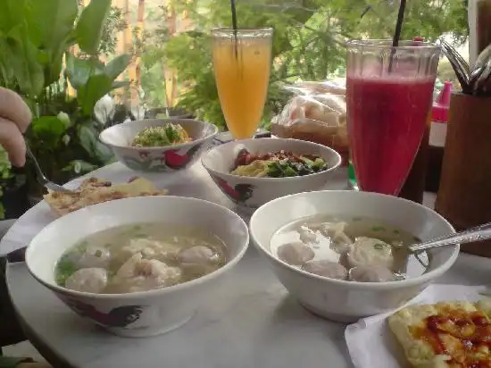 Warung Lela