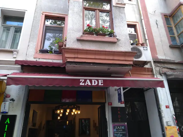 Zade Cafe ve Restaurant'nin yemek ve ambiyans fotoğrafları 10