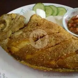 Gambar Makanan RM Ikan Bakar Resky 88, Bau Massepe 15