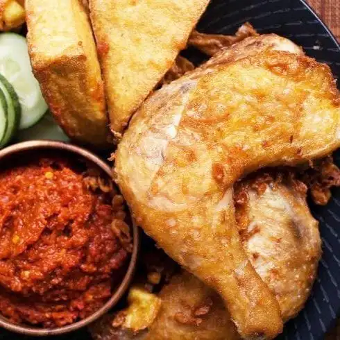 Gambar Makanan Ayam Tulang Lunak Bu Rahayu, Denpasar 19