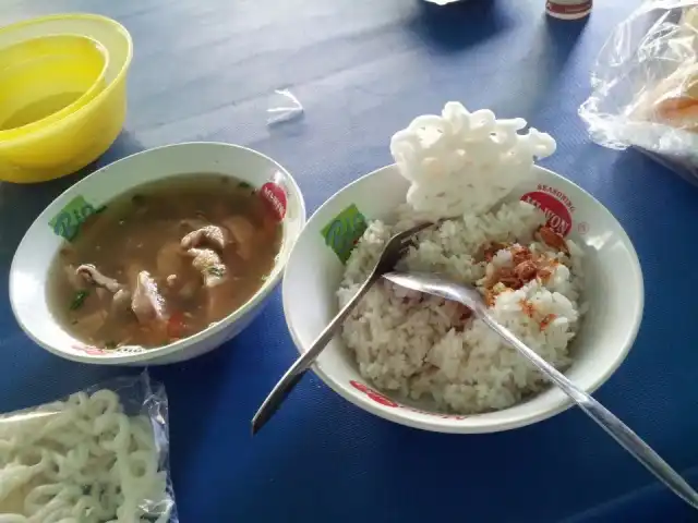 Gambar Makanan Sop Ayam Pak Min Klaten 16