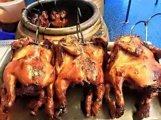 Ayam Tempayan Naga Food Photo 2