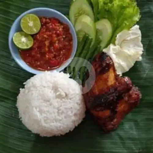 Gambar Makanan Ayam Bakar Dan Soto Ayam Mama Amel 2