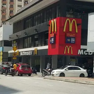 McDonald&apos;s Food Photo 8