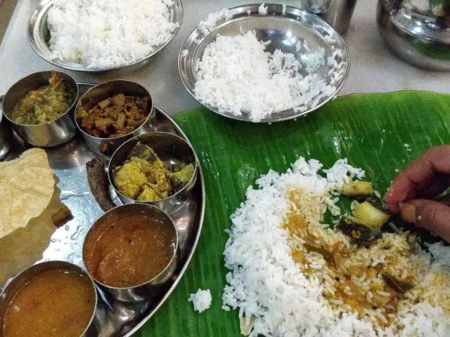 Saravanaa Bhavan Food Photo 5
