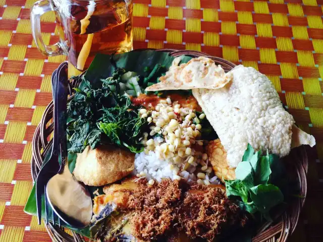 Gambar Makanan Nasi Pecel Mbok Barit 3