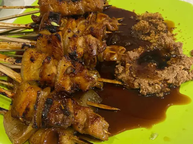 Gambar Makanan Sate Babi Ko Encung 7