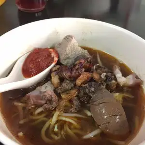 What Saeb Boat Noodles Food Photo 6