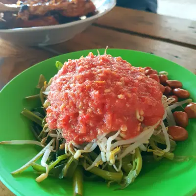 Ayam Bakar Taliwang Khas Lombok Ecan