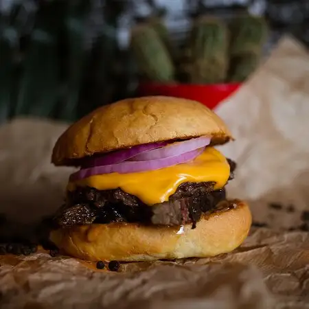 The Smokey BBQ & Burger'nin yemek ve ambiyans fotoğrafları 3