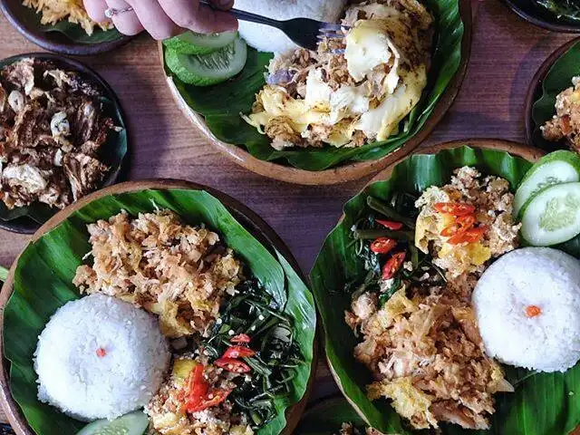 Gambar Makanan Ayam Geprek Yu Tiwi 6