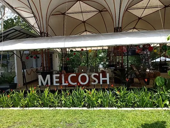 Melcosh Cafe