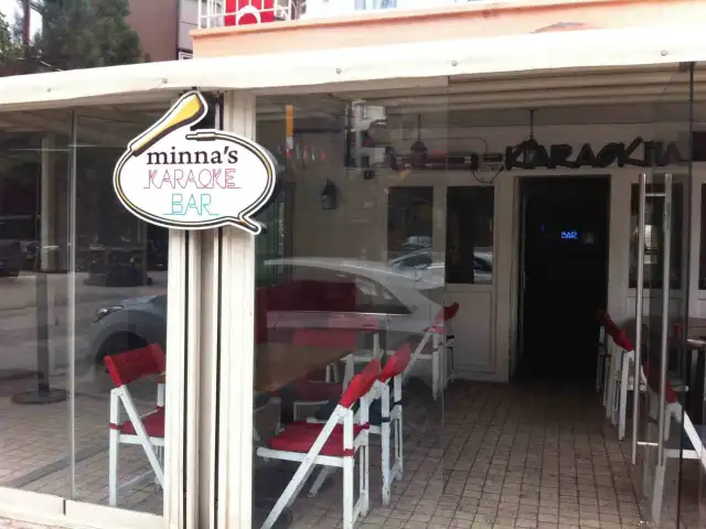 Minna's Karaoke Bar'nin yemek ve ambiyans fotoğrafları 1