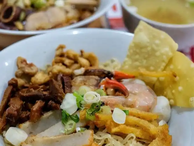 Gambar Makanan Bakmi Alit 13