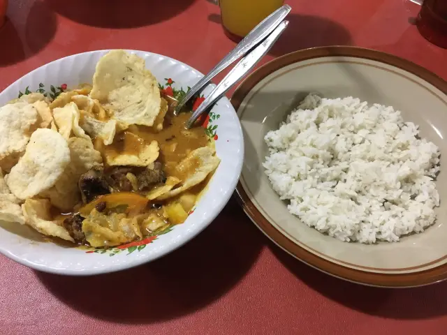 Gambar Makanan Sop Kaki Tiga Saudara 4