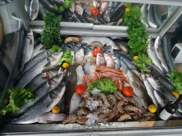 Deniz Gülü Balık Restaurant'nin yemek ve ambiyans fotoğrafları 11