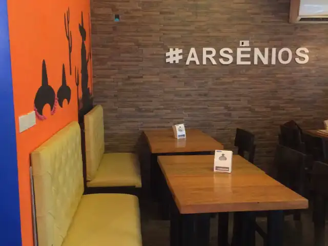 Arsenio's Food Photo 2