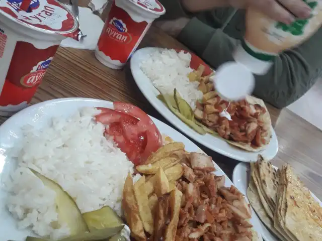 Hat Döner'nin yemek ve ambiyans fotoğrafları 2