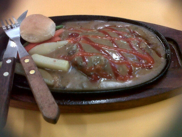 Giant Steak terdekat - Restoran dan Tempat Makan steak terdekat di Surabaya