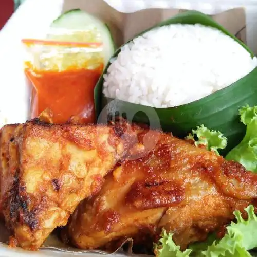 Gambar Makanan Ayam Bakar, Ayam Geprek, dan Rica-Rica Dapur Omahan, Batu 1