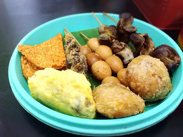 Gambar Makanan Nasi Gandul Khas Pati 8