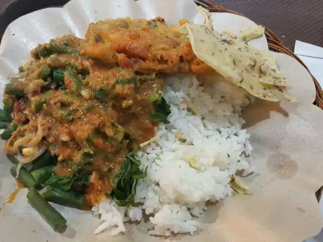 Gambar Makanan Sego Pecel Bu Broto 9