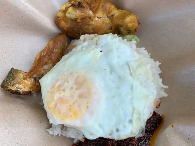 nasi lemak ikan masin