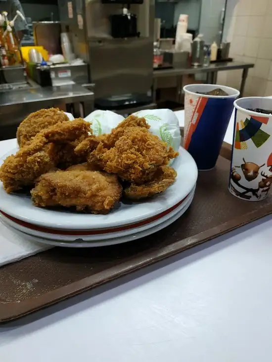 Gambar Makanan KFC Raya Darmo 10