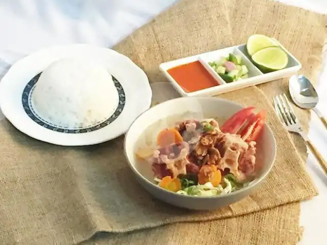 Gambar Makanan Sop Buntut Cut Meutia, Puri Indah 10