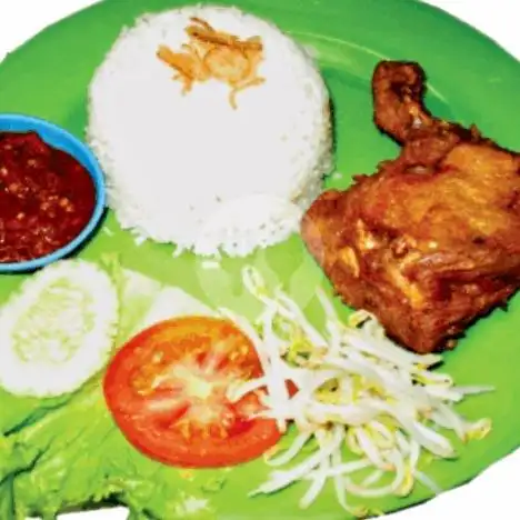 Gambar Makanan Ayam Penyet Jakarta, Sisingamangaraja 9