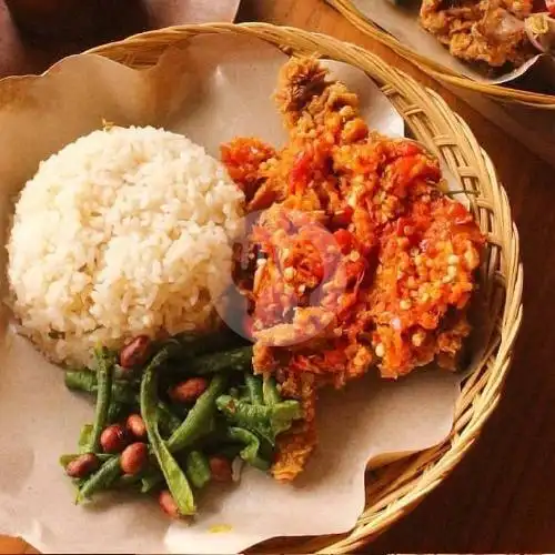 Gambar Makanan Ayam Geprek Nonjok, Hasanudin 10